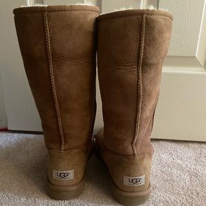 Classic Tall Tan Ugg’s